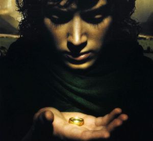 Frodo, pán prstenů, nebo prsten ovládající svého majitele?
